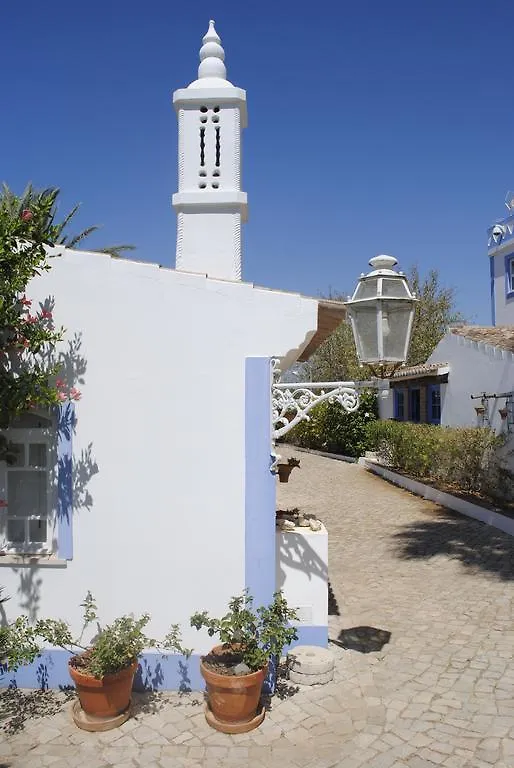 Bed & Breakfast Monte Das Cortelhas Guia